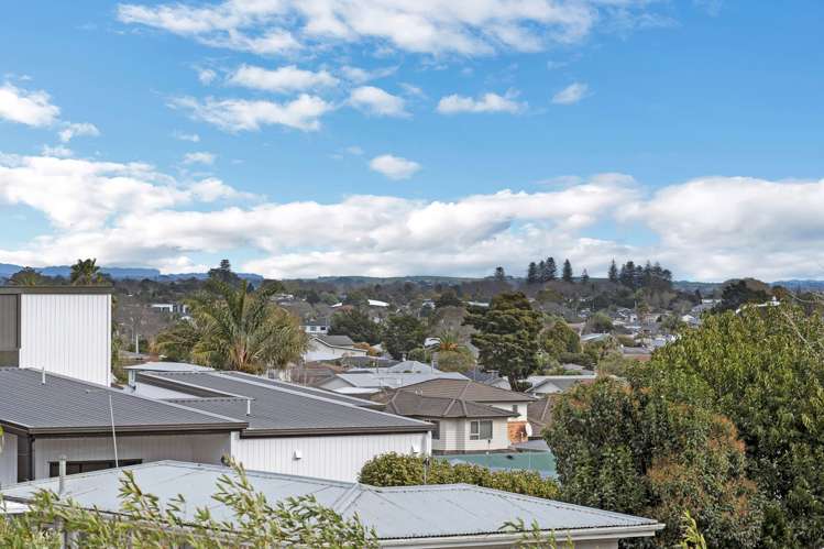 16 Brouder Place Hill Park_41