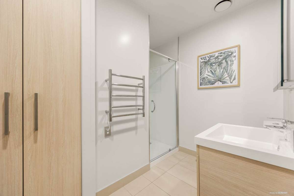 801/75 Victoria Street West_4