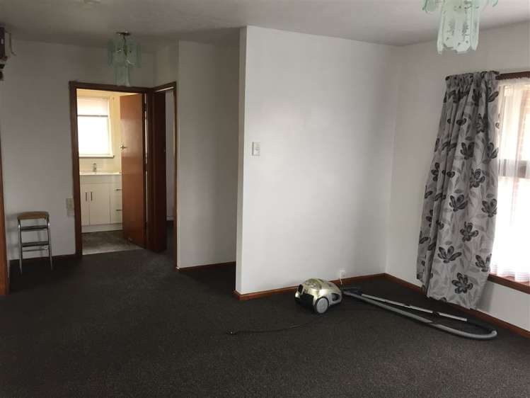 188 Springs Road Hornby_5