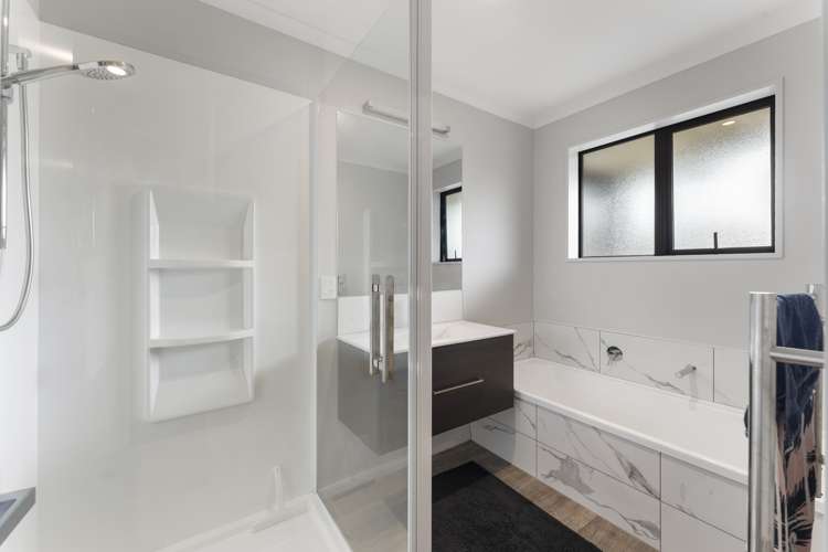 20 Evelyn Crescent Marshland_11