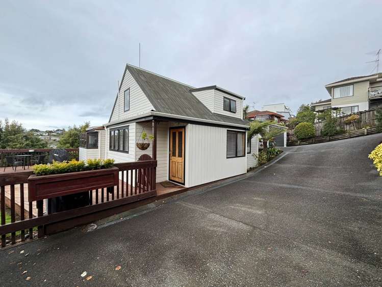 2/597 East Coast Road Browns Bay_17