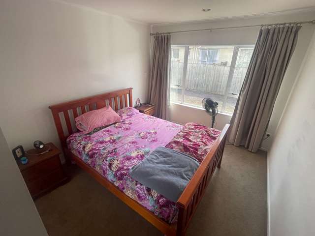 1/40 Stanniland Street Sunnyhills_1