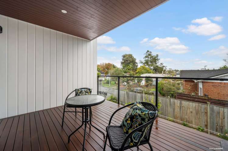 3B Hemsway Place Sunnyhills_2