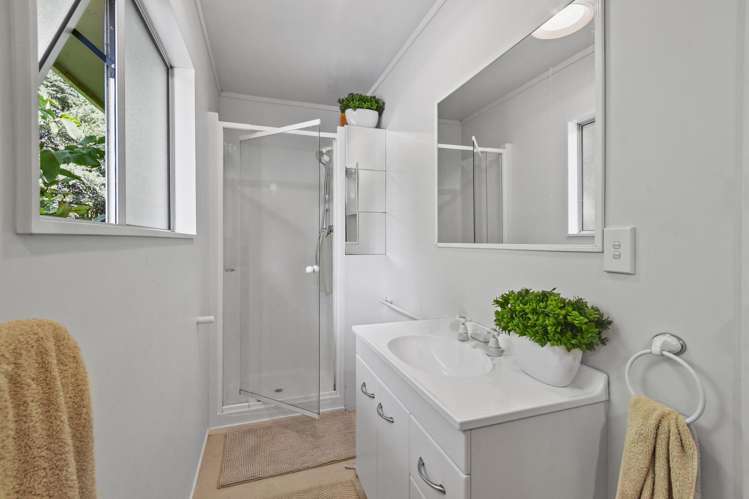 73 Cherrington Road Clevedon_30