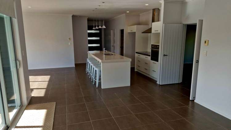 8 Marie Avenue Red Beach_2