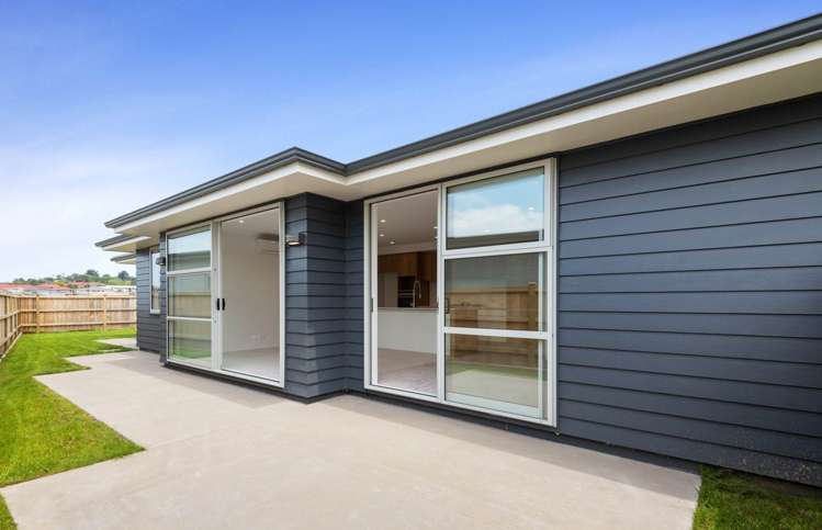 31 Kukuwai Avenue Red Beach_2