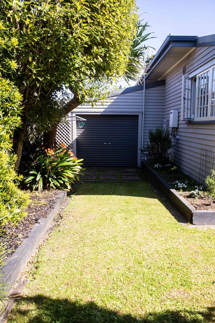 3 Fernleigh Avenue Royal Oak_27