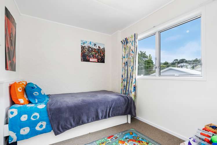 16b Memorial Drive Parahaki_9