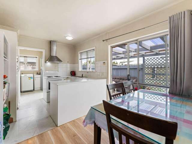Charming 3-Bedroom Home in the Heart of Papakura