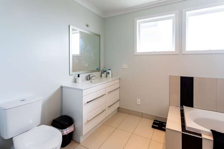 114 Chartwell Avenue Whangamata_15