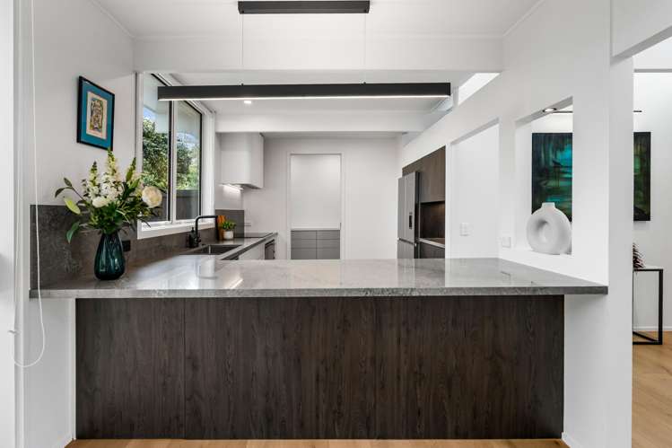 92 Parr Terrace Castor Bay_4