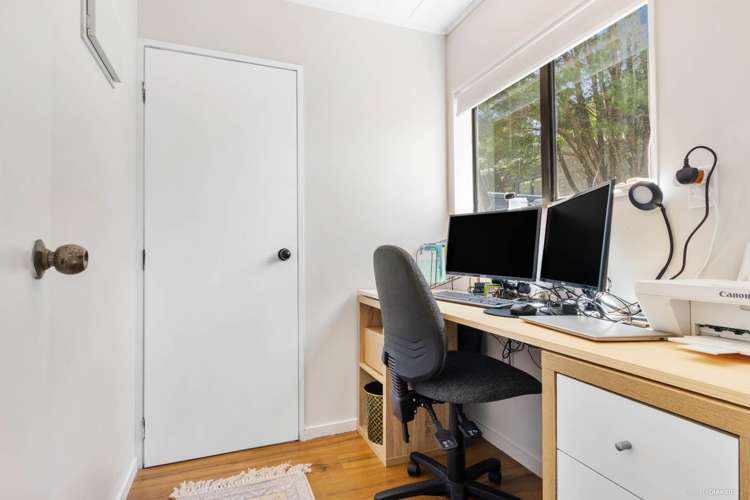 37 Glengarry Road Glen Eden_9