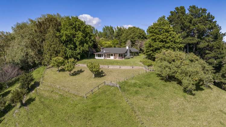 28 Longview Road Poraiti_19