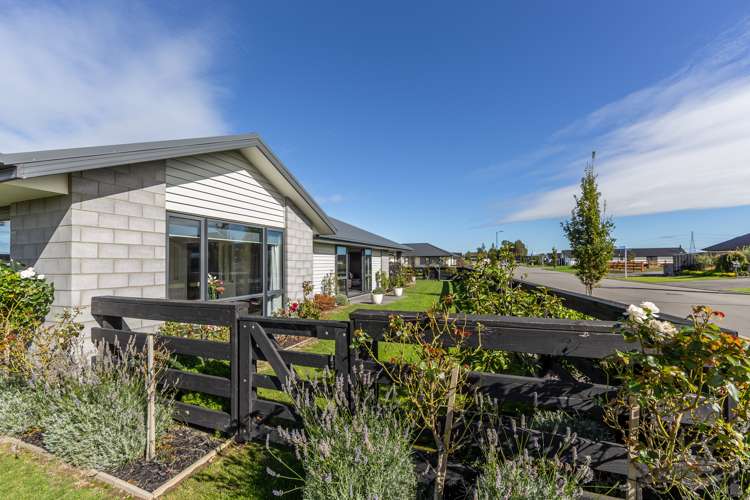 2 Biggles Place Lincoln_18