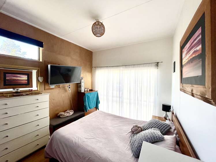 63b Westwood Street Bellevue_17