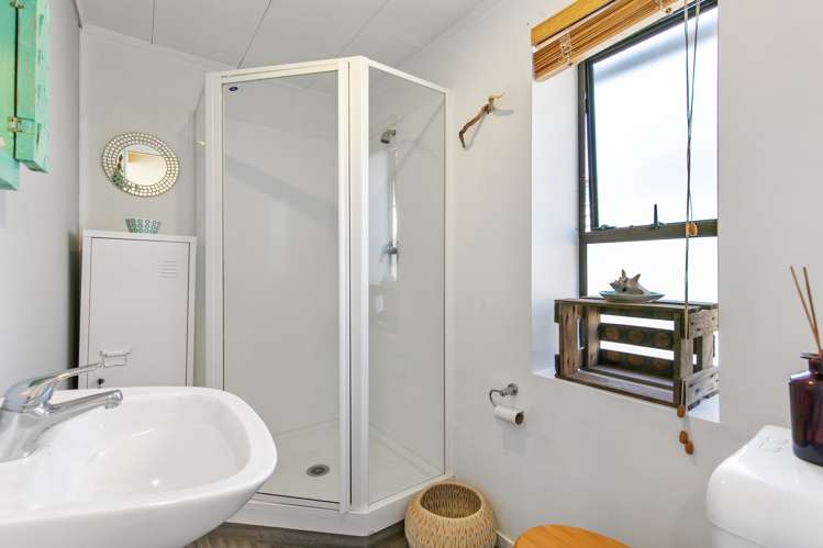 37 Aeroview Drive Beach Haven_14