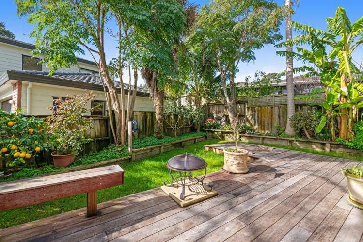 23 Jelas Road Red Beach_1