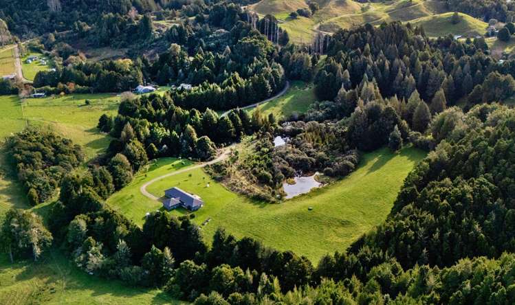 693A Stanley Road Wainui_6