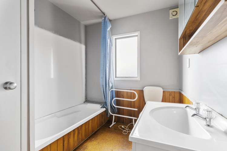 18 Chislehurst Street Henderson_24