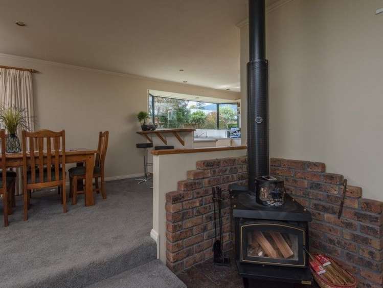 40 Kingsford Drive Stoke_14