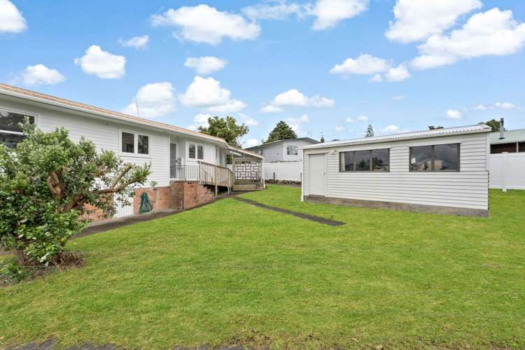 66 Divich Avenue Te Atatu South_21