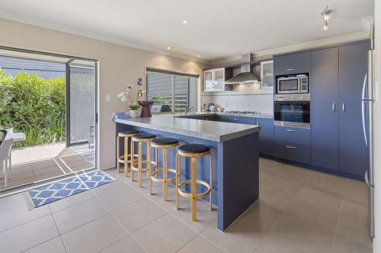 54 Aberdeen Crescent Wattle Downs_7