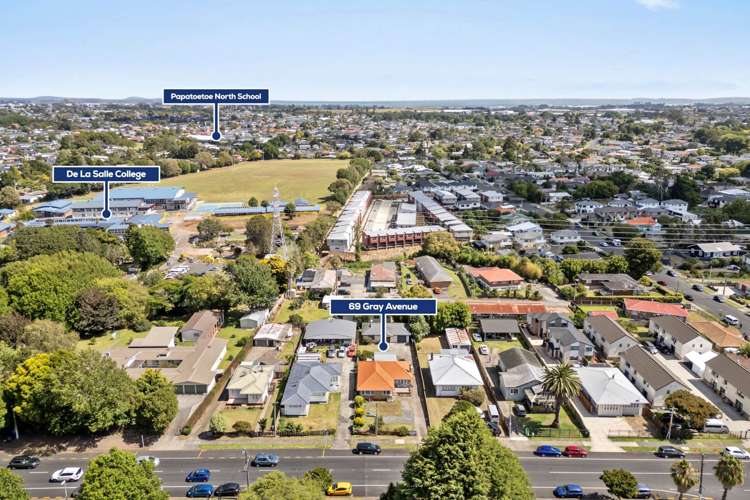 69 Gray Avenue Mangere East_23