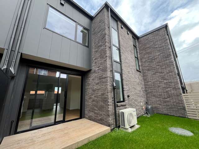 BrandNew 3 bedroom spacious house in Glen Innes