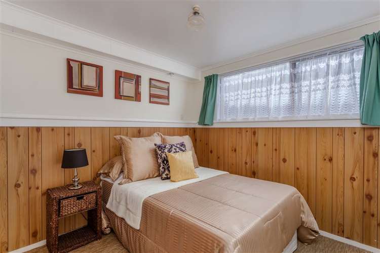 61 Solar Road Glen Eden_11