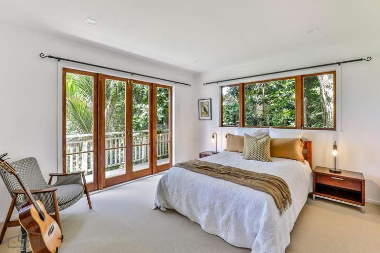 13 Takahe Road Titirangi_25