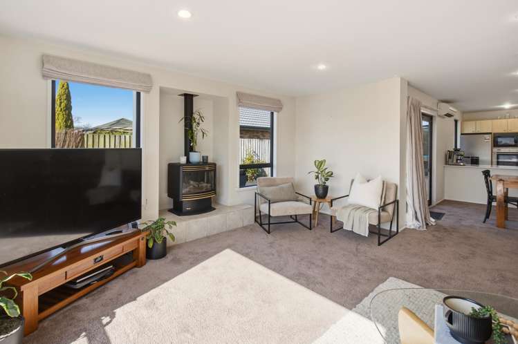 6 Delta Way Woolston_6