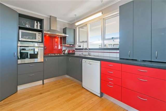 5 Cooneys Drive Matua_1