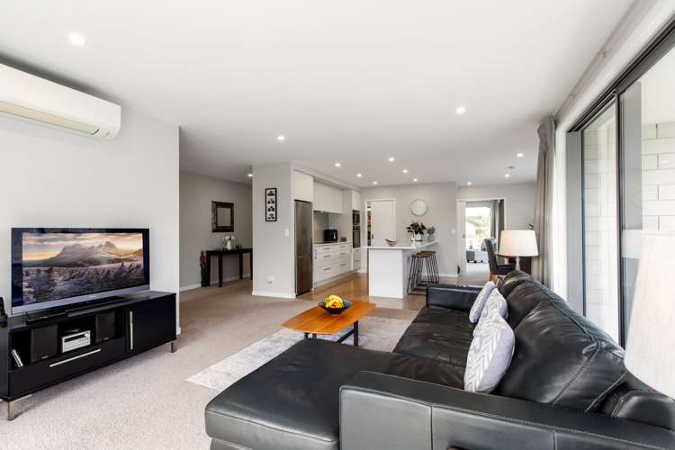 142 Puhirake Crescent Pyes Pa_16