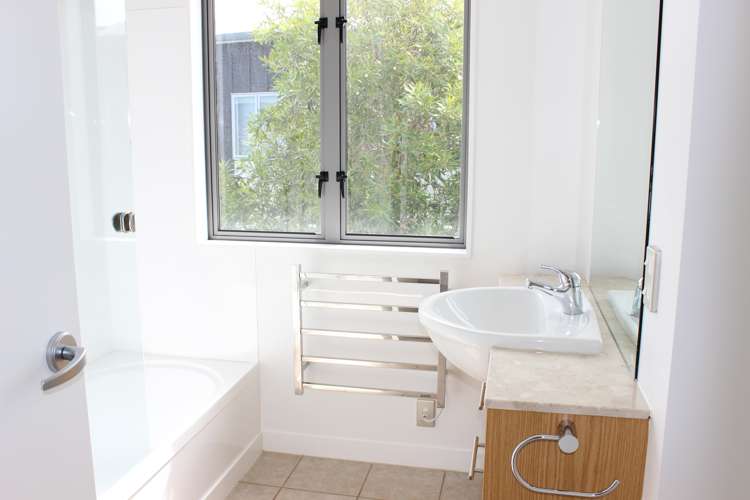 25/101 Harbour Drive Matarangi_14