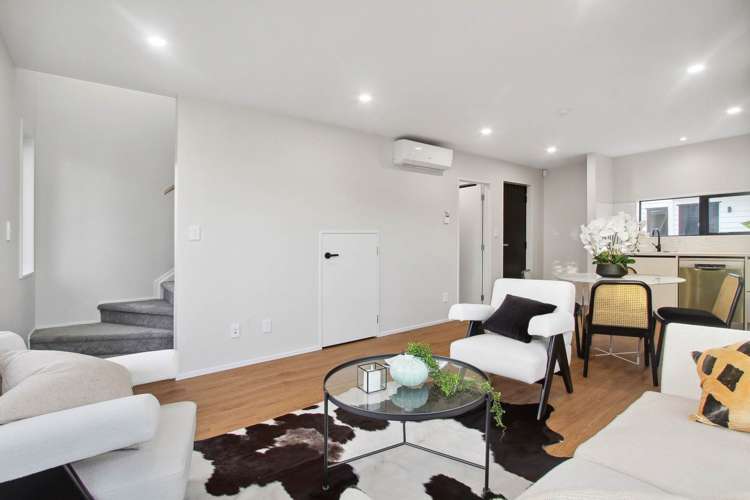 21c Swallow Drive Manurewa_6