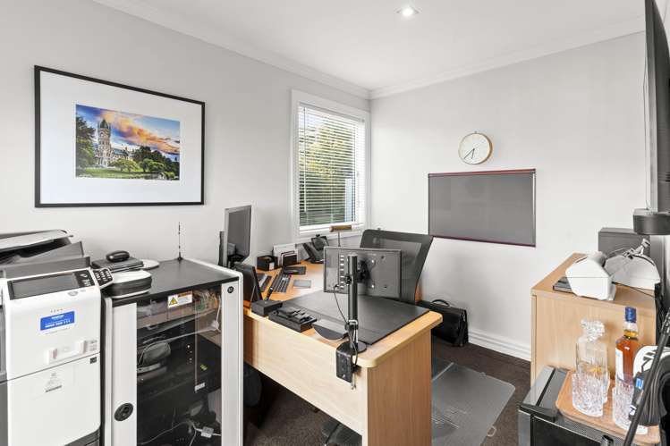 8 Leven Street Roslyn_15