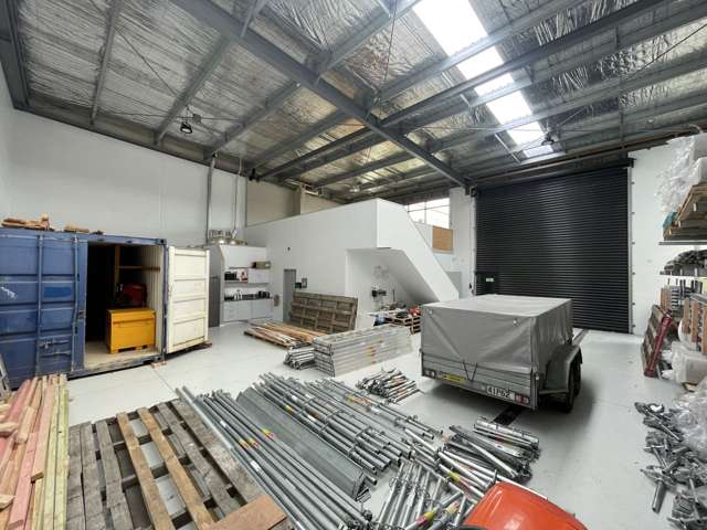 Unit D/32 William Pickering Drive Rosedale_1