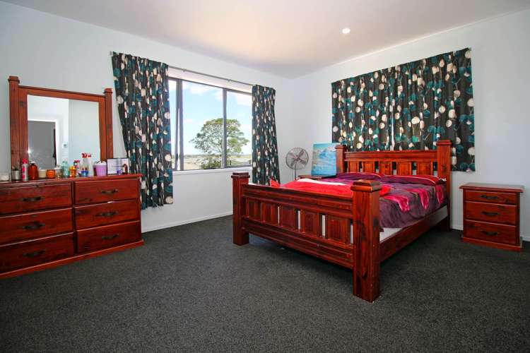 38 Hadley Wood Drive Wattle Downs_2