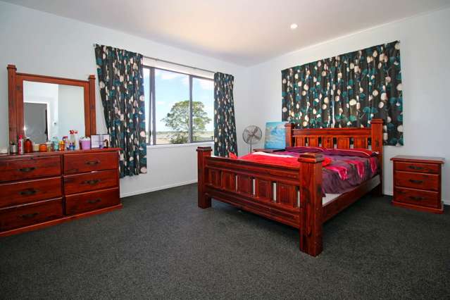 38 Hadley Wood Drive Wattle Downs_2