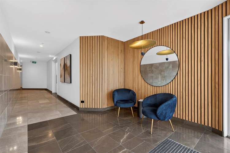 1D/7 The Promenade_4