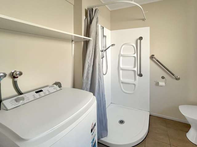 18 Oak Place 11139_3