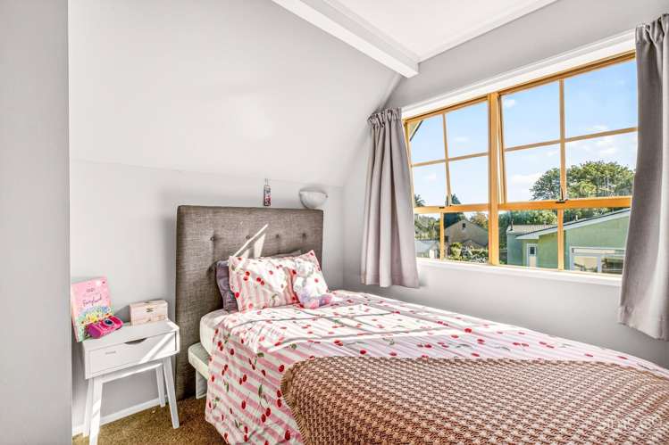 1A Brassey Road Saint Johns Hill_24
