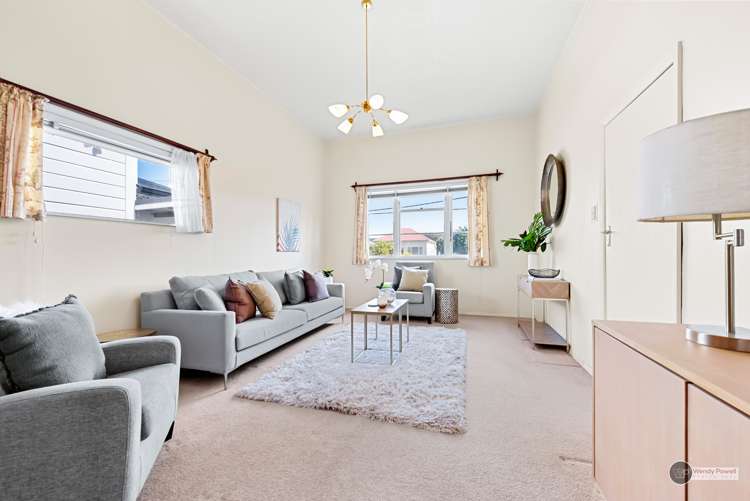 8 Buick Street Petone_17