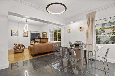 2/11 Whitaker Place_3