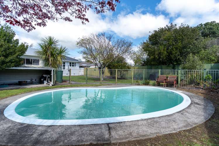 9 Armstrong Avenue Carterton_15