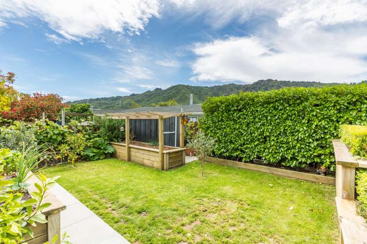 47 California Drive Totara Park_21