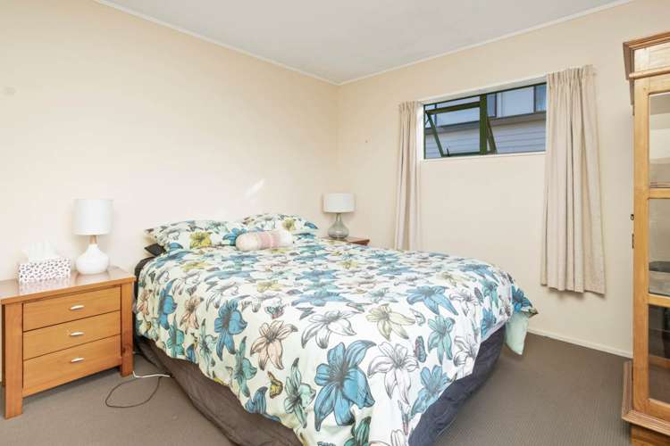 225b Glengarry Road Glen Eden_7