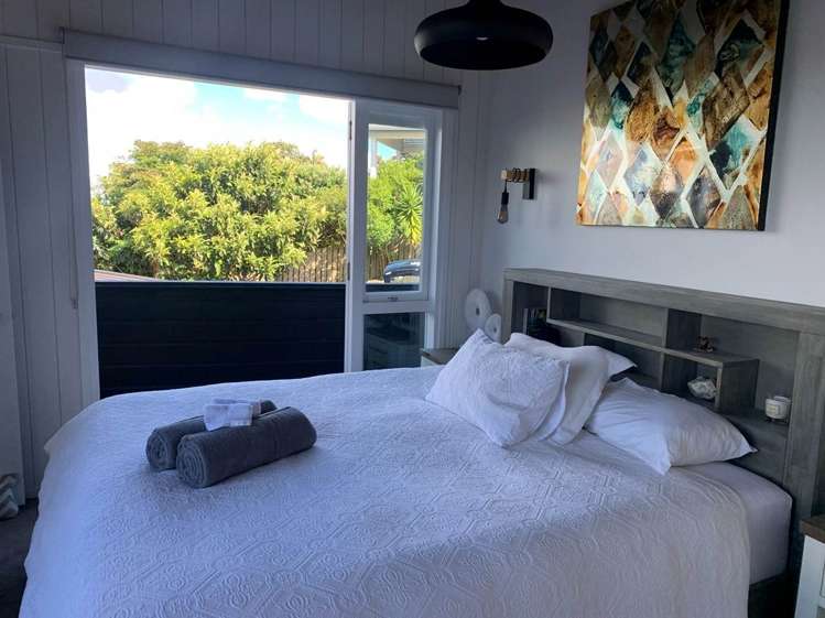 73 Roberts Road Matakatia_9