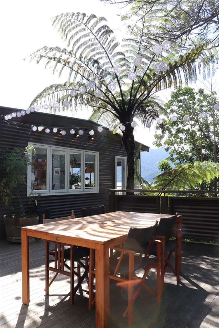 2334 Queen Charlotte Drive Anakiwa and Surrounds_9