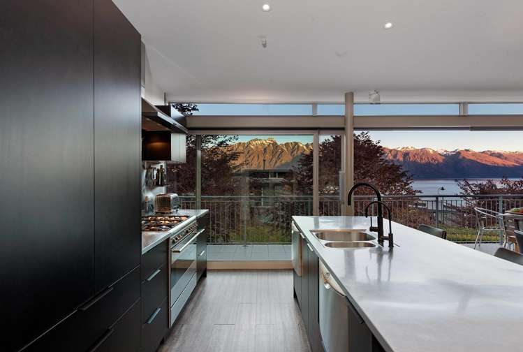 6 Whitbourn Place Queenstown_6